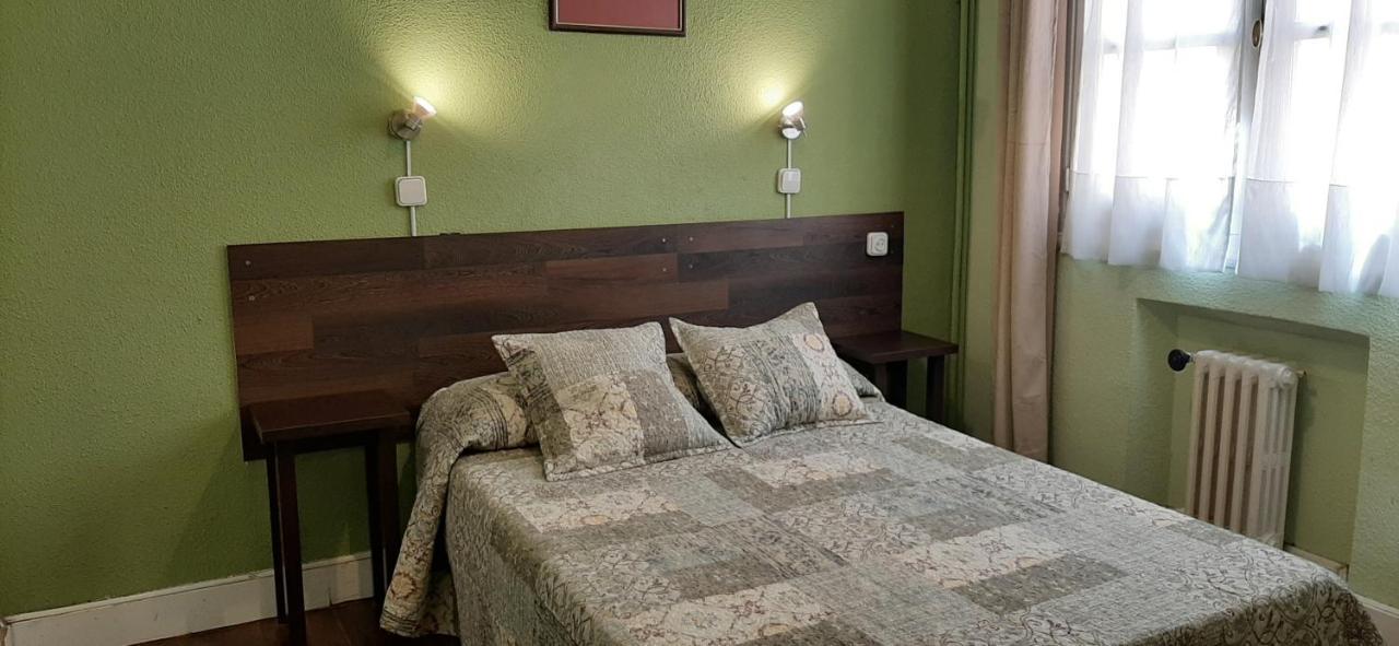 Hostal San Martin Madrid Luaran gambar