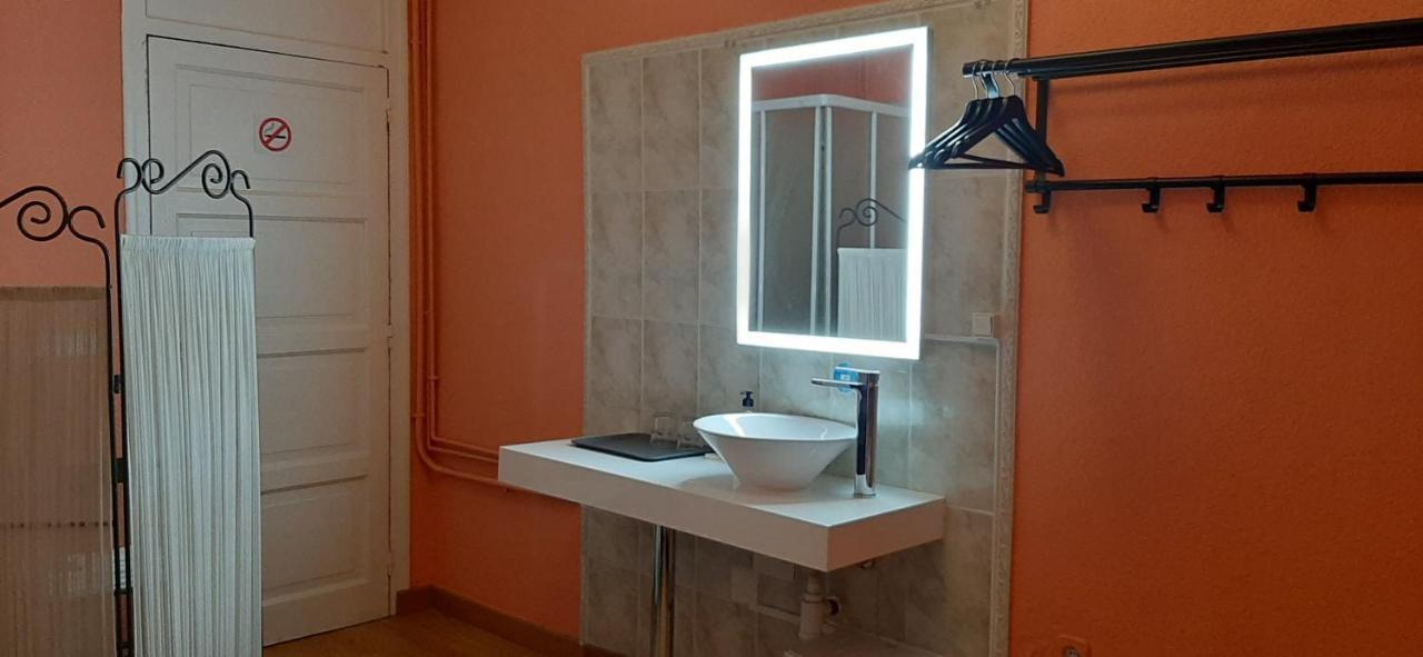 Hostal San Martin Madrid Luaran gambar
