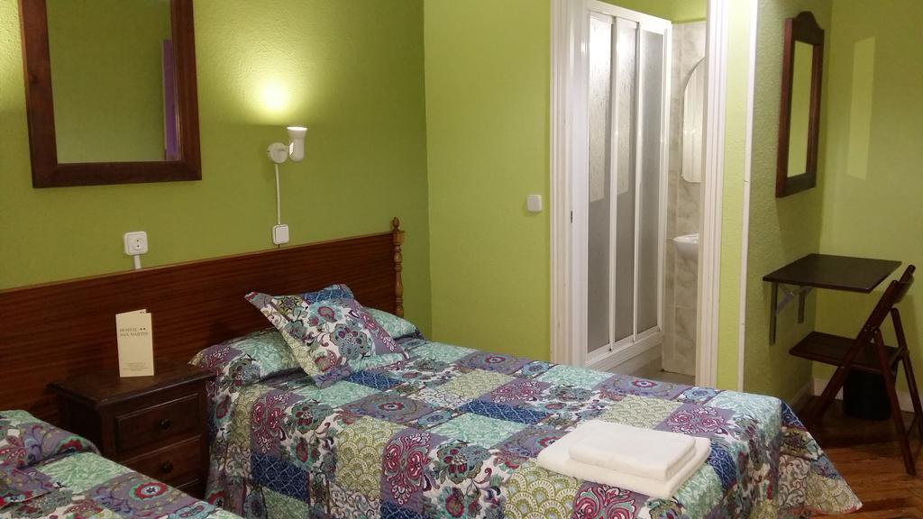 Hostal San Martin Madrid Luaran gambar